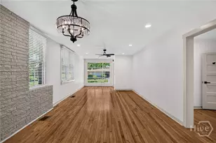 631 W 45th St, Savannah, GA 31405 - Photo 15