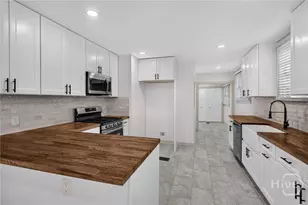 631 W 45th St, Savannah, GA 31405 - Photo 17
