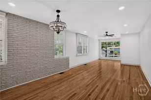 631 W 45th St, Savannah, GA 31405 - Photo 13