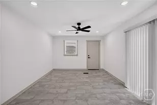 631 W 45th St, Savannah, GA 31405 - Photo 23