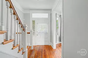 301 W 34th St, Savannah, GA 31401 - Photo 9