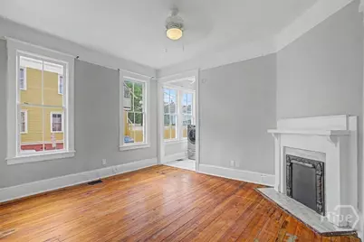 301 W 34th Street, Savannah, GA 31401 - Photo 13