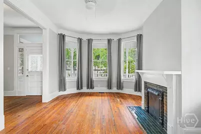 301 W 34th Street, Savannah, GA 31401 - Photo 11