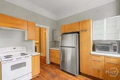 301 W 34th Street, Savannah, GA 31401 - Photo 21