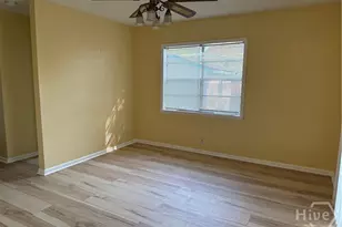 1908 Vassar St, Savannah, GA 31405 - Photo 3