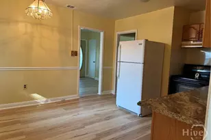 1908 Vassar St, Savannah, GA 31405 - Photo 7