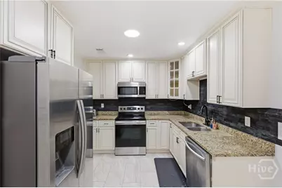 1914 E 62nd Street, Savannah, GA 31404 - Photo 9