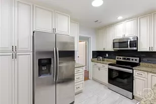 1914 E 62nd St, Savannah, GA 31404 - Photo 11