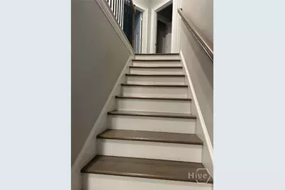 115 Oakcrest Drive W, Savannah, GA 31419 - Photo 7