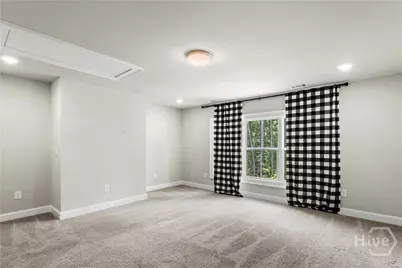 115 Oakcrest Drive W, Savannah, GA 31419 - Photo 25