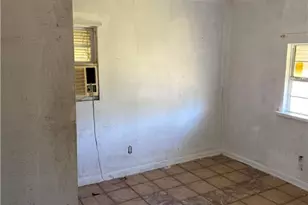 1510 Cloverdale Dr, Savannah, GA 31415 - Photo 7