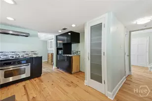312 Sandy Springs Rd, Savannah, GA 31410 - Photo 11