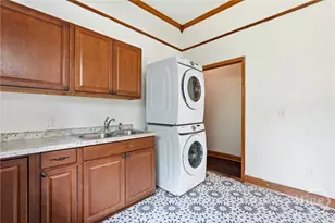 2310 Whitaker St, Savannah, GA 31401 - Photo 13