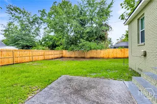 828 W 48th St, Savannah, GA 31405 - Photo 27
