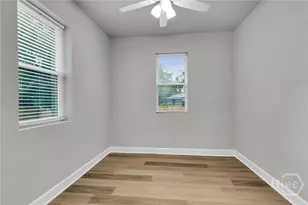 828 W 48th St, Savannah, GA 31405 - Photo 17
