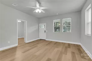 828 W 48th St, Savannah, GA 31405 - Photo 7