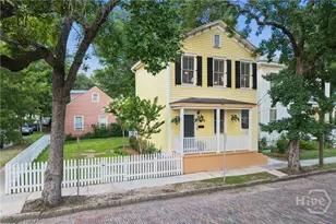 122 W 31st St, Savannah, GA 31401 - Photo 3