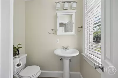 122 W 31st Street, Savannah, GA 31401 - Photo 21