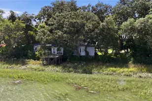 2102 East Blvd, Savannah, GA 31410 - Photo 17