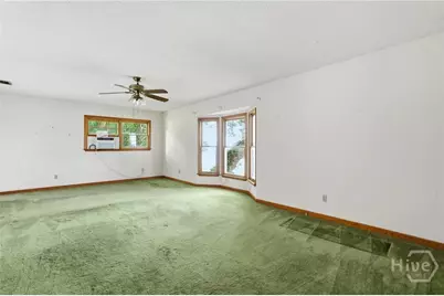 2102 East Boulevard, Savannah, GA 31410 - Photo 9