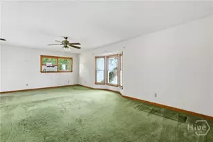 2102 East Blvd, Savannah, GA 31410 - Photo 9