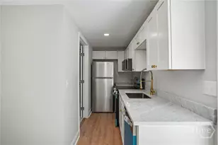 705 E 32nd St, Savannah, GA 31401 - Photo 11