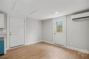 705 E 32nd St, Savannah, GA 31401 - Photo 9