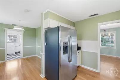 65 S Cromwell, Savannah, GA 31410 - Photo 9