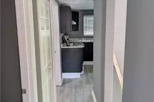 717 W 51st St, Savannah, GA 31405 - Photo 7