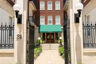 24 E Liberty St, Savannah, GA 31401 - Photo 3