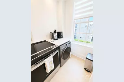 24 E Liberty Street, Savannah, GA 31401 - Photo 11