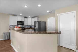304 Connor Ct, Hinesville, GA 31313 - Photo 13