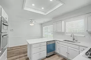 85 S Oak Rd, Richmond Hill, GA 31324 - Photo 9