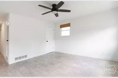 2332 Bona Bella Avenue, Savannah, GA 31406 - Photo 3