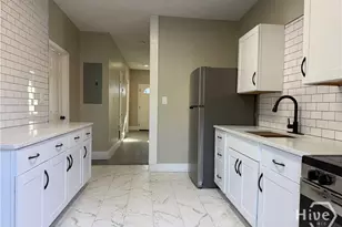 728 W 39th St, Savannah, GA 31415 - Photo 13