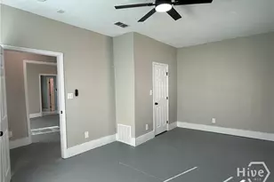 728 W 39th St, Savannah, GA 31415 - Photo 23