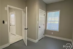 728 W 39th St, Savannah, GA 31415 - Photo 27