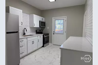 728 W 39th Street, Savannah, GA 31415 - Photo 11