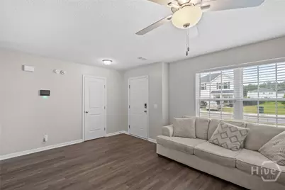 172 Brightleaf Circle, Hinesville, GA 31313 - Photo 7