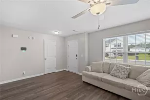 172 Brightleaf Cir, Hinesville, GA 31313 - Photo 7