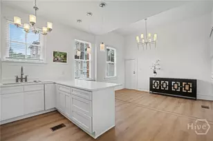 207 E Gwinnett St, Savannah, GA 31401 - Photo 35