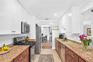107 Robin Rd, Savannah, GA 31419 - Photo 11