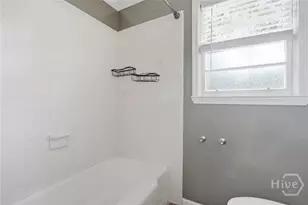 2114 E 62nd St, Savannah, GA 31404 - Photo 17