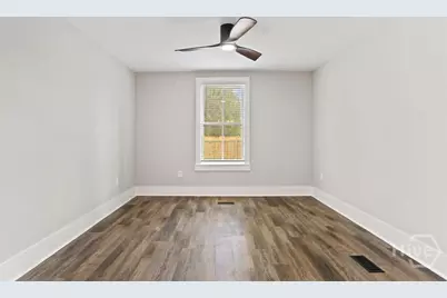 922 E 37th Street, Savannah, GA 31401 - Photo 29