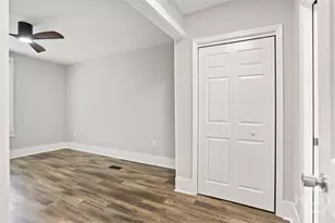 922 E 37th St, Savannah, GA 31401 - Photo 27