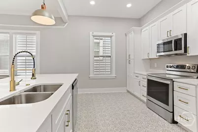 922 E 37th Street, Savannah, GA 31401 - Photo 21