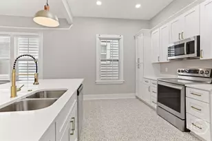 922 E 37th St, Savannah, GA 31401 - Photo 21