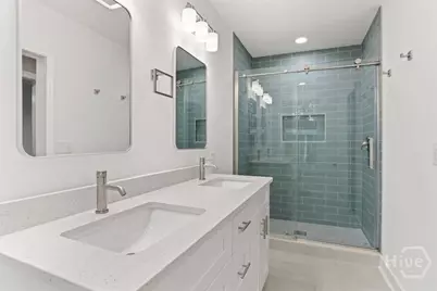 922 E 37th Street, Savannah, GA 31401 - Photo 33