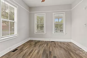 922 E 37th St, Savannah, GA 31401 - Photo 23