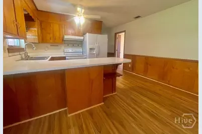 14 Ossabaw Road, Savannah, GA 31410 - Photo 5